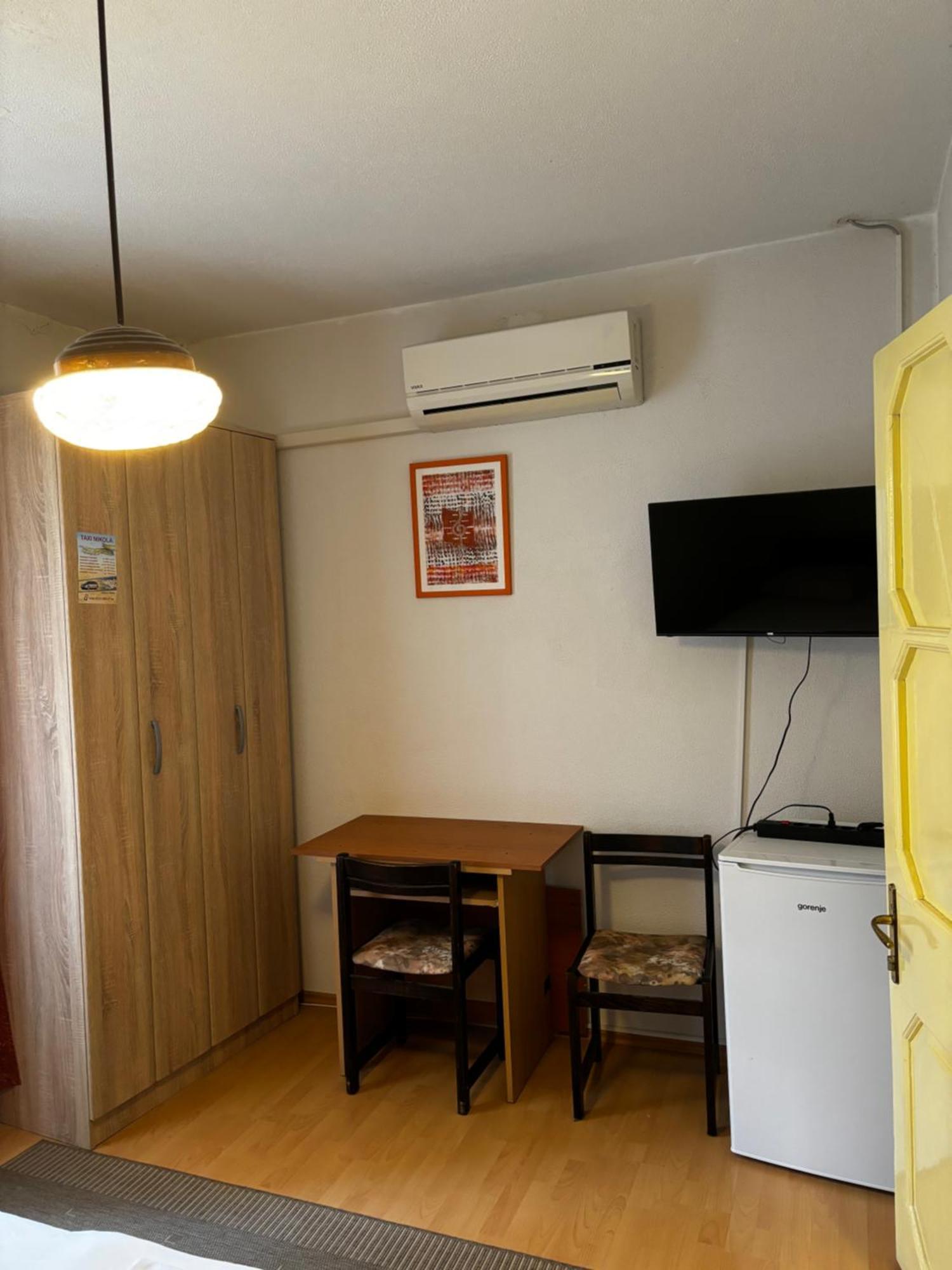 Accommodation Old Town Vitaic กอร์จูลา ภายนอก รูปภาพ